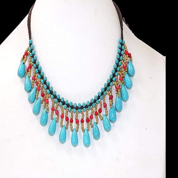 Turquoise fringe bead necklace with small teardrop shape stones and red stones - Picture 4 of 9